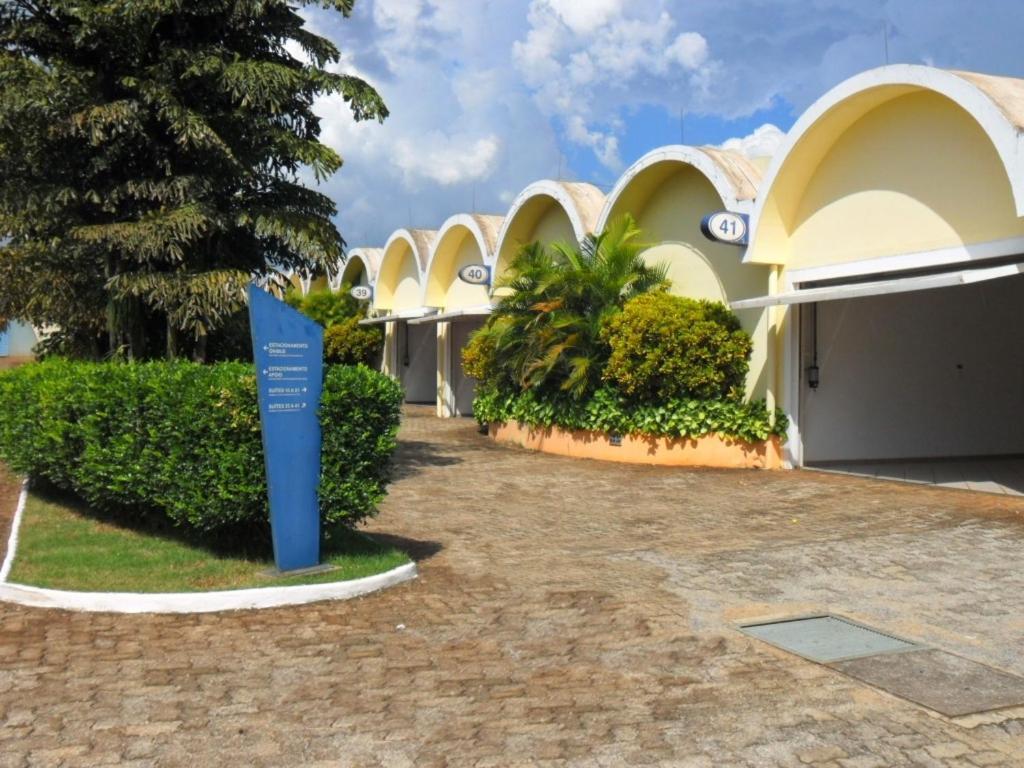 Hotel Green Village Jardinópolis Extérieur photo